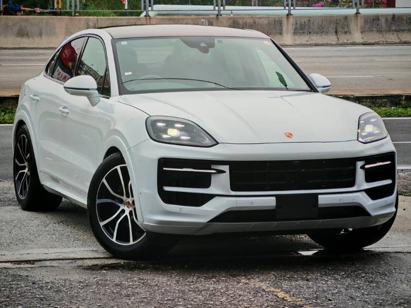 2023 Porsche Cayenne Coupe
